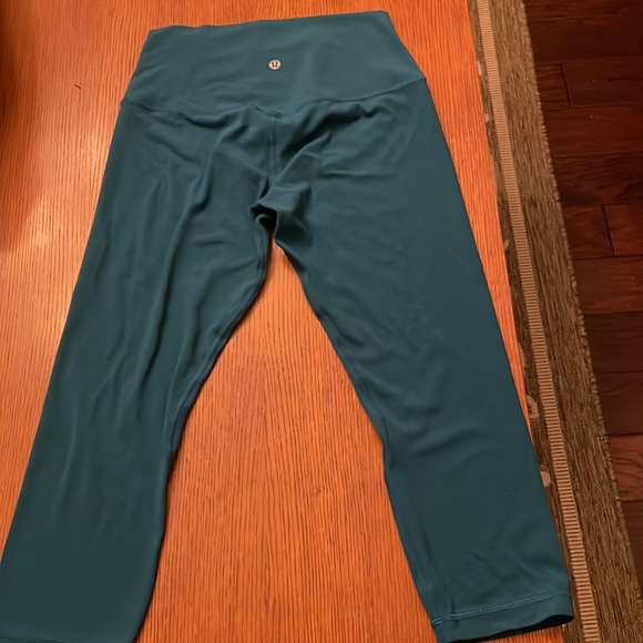 Lululemon align leggings 23 in size 8 - Picture 2 of 5